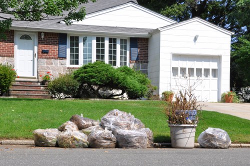 Professional house clearance team in Thornton Heath